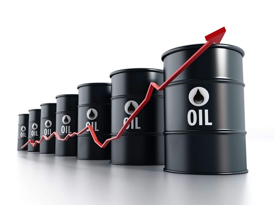 ¿Es perdurable el tirón del precio del petróleo? ¿A quiénes beneficia?